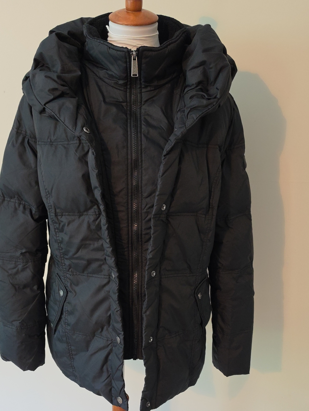 DKNY Full Zip Black Puffer Jacket